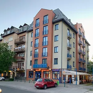 Veritas 3*, Budapest Magyarország