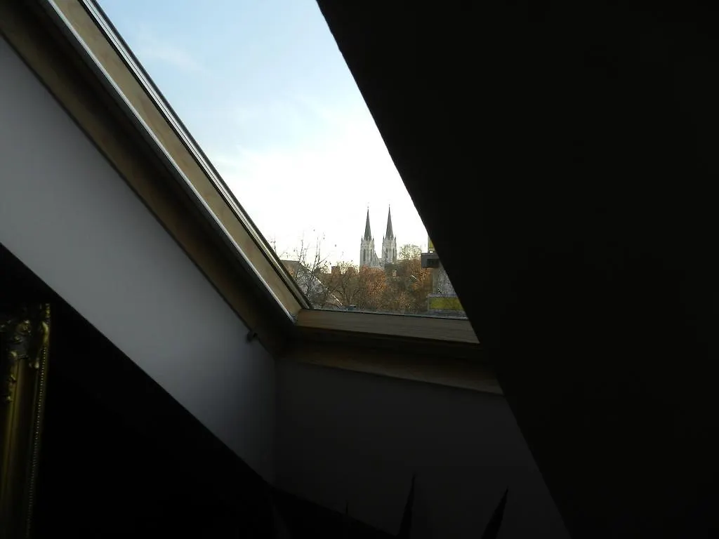 Hetvezer Penthouse Apartments Seghedin